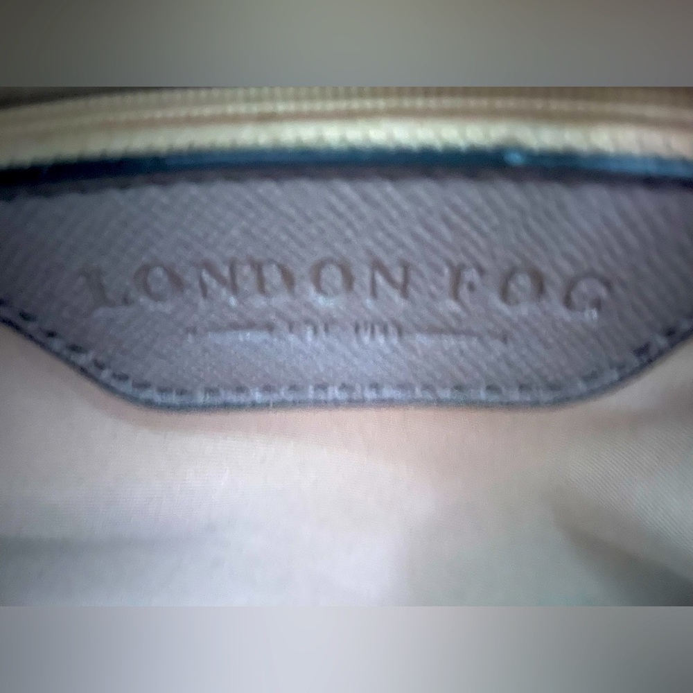 London Fog Satchel with Scarf in Taupe NWOT - Picture 6 of 7